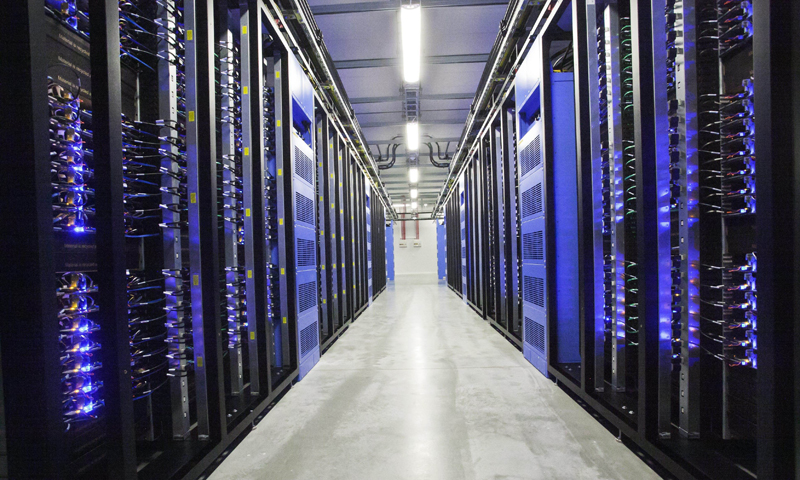 This picture taken on June 12, 2013 shows the inside view of the server hall of Facebook in the city of Lulea, some 900 km north of Stockholm, Sweden. Social network Facebook Wednesday opened its first data centre outside the United States, in Luleaa, a coastal Swedish town near the Arctic Circle. AFP PHOTO / Susanne Lindholm /SCANPIX SWEDEN /SWEDEN OUT